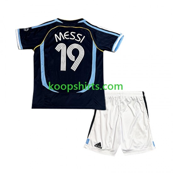 Argentinië Retro Uit Tenue Kinder Voetbalshirts Lionel Messi 19 2006 Korte Mouwen Argentinië Retro Uit Tenue Kinder Voetbalshirts Lionel Messi 19 2006 Korte Mouwen