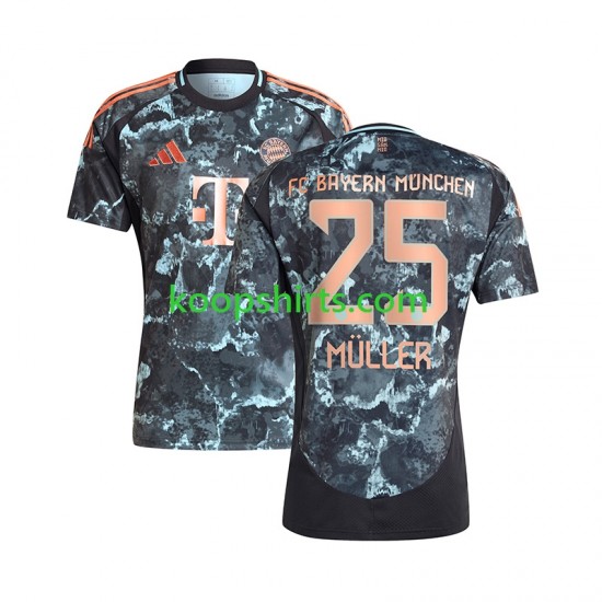 FC Bayern München Uit Tenue Heren Voetbalshirts Thomas Muller 25 2024-2025 Korte Mouwen FC Bayern München Uit Tenue Heren Voetbalshirts Thomas Muller 25 2024-2025 Korte Mouwen