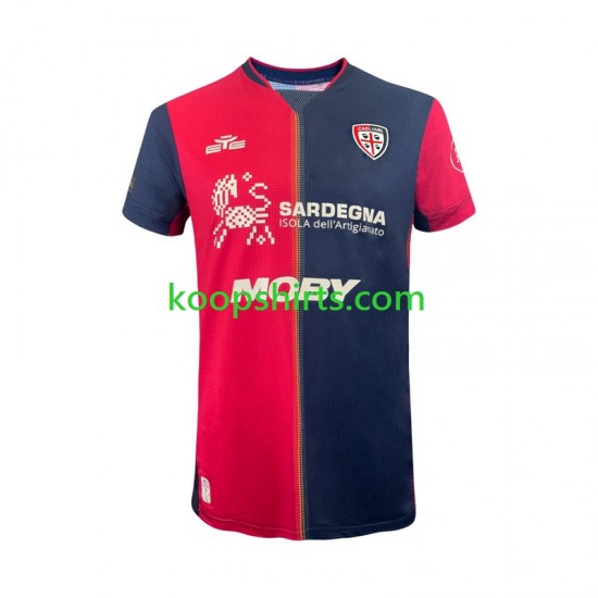 Cagliari Thuis Tenue Heren Voetbalshirts 2024-2025 Korte Mouwen Cagliari Thuis Tenue Heren Voetbalshirts 2024-2025 Korte Mouwen