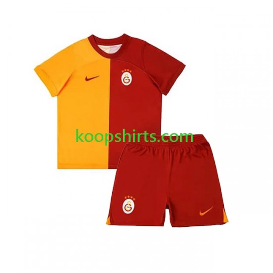 Galatasaray Thuis Tenue Kinder Voetbalshirts 2023-2024 Korte Mouwen Galatasaray Thuis Tenue Kinder Voetbalshirts 2023-2024 Korte Mouwen