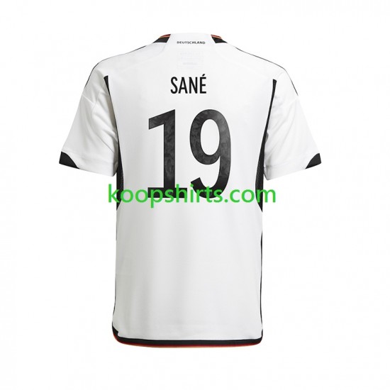 WK 2022 Duitsland Thuis Tenue Heren Voetbalshirts Sane 19 Korte Mouwen WK 2022 Duitsland Thuis Tenue Heren Voetbalshirts Sane 19 Korte Mouwen