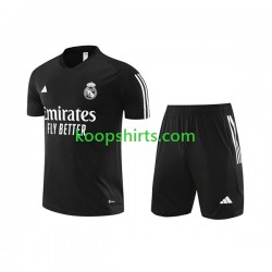 Real Madrid Zwart Voetbal training shirt en shorts 2023-2024